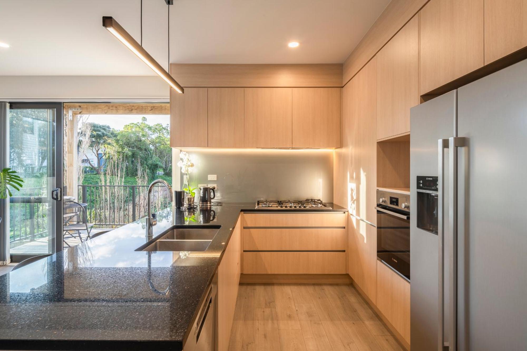 Modern Immaculate In Mount Wellington Auckland